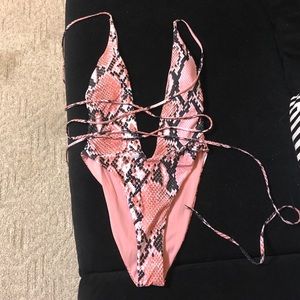 Sexy Snakeskin One-Piece swim suit